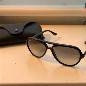 Aviator Ray bans